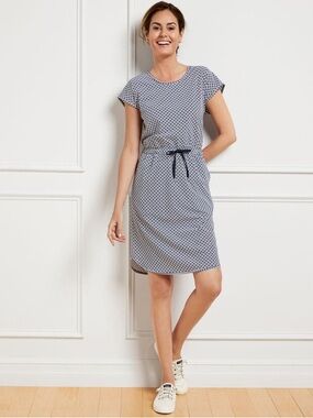 Talbots Lightweight Stretch Keyhole Dress
